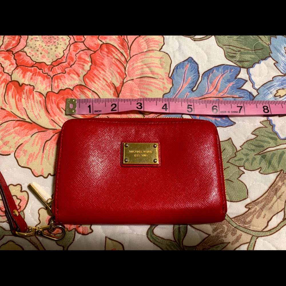 Michael Kors Wristlet Wallet